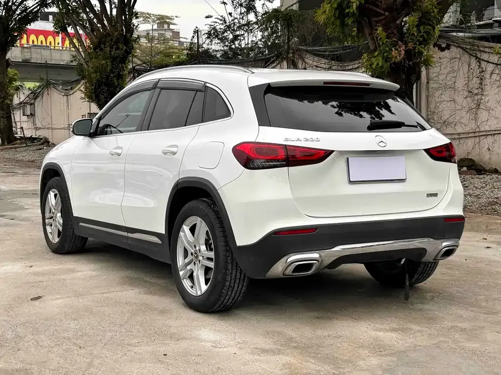 Mercedes-Benz GLA — фото 5