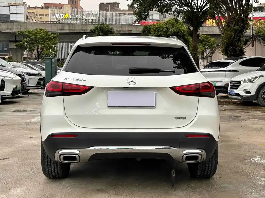 Mercedes-Benz GLA — фото 9