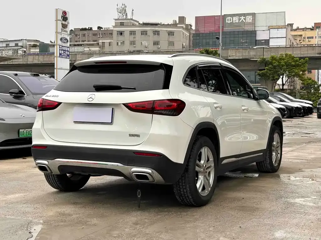 Mercedes-Benz GLA — фото 3