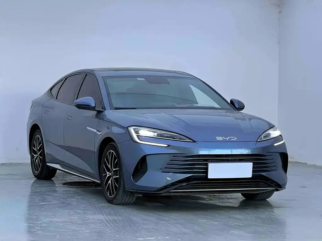BYD Seal — фото 8