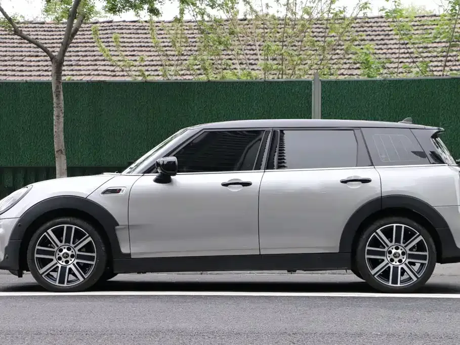 MINI Clubman — фото 7