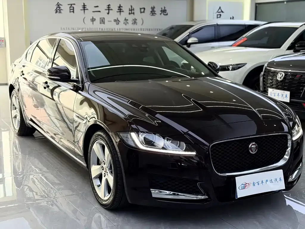 Jaguar XFL — фото 6