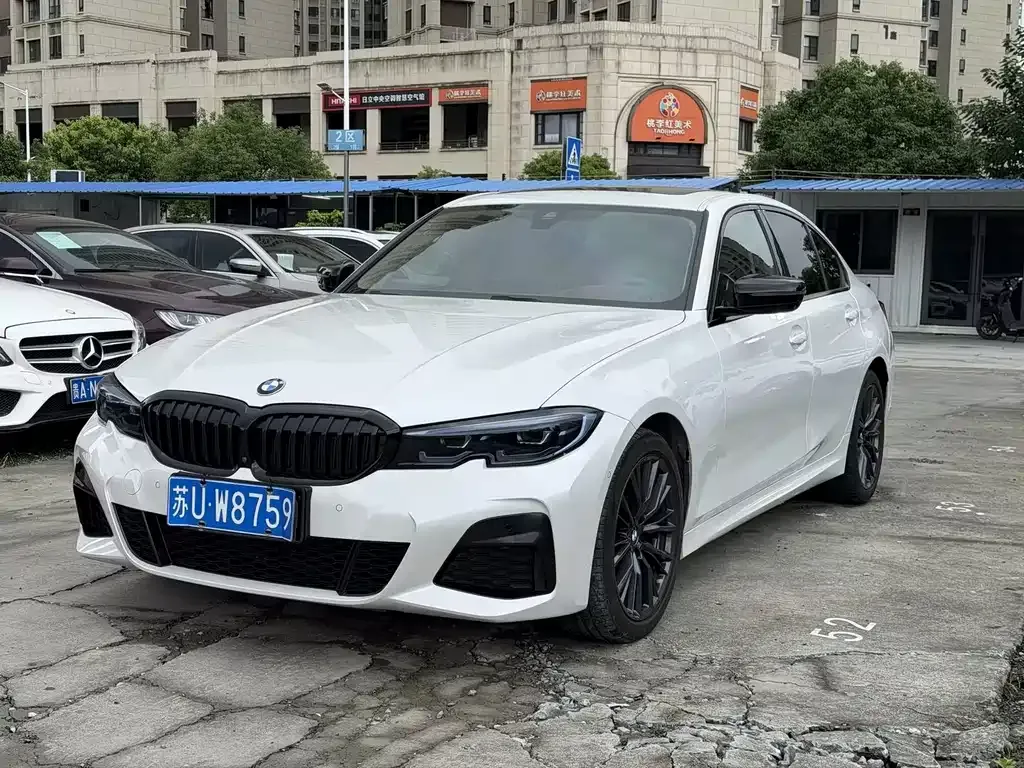 BMW 3 Series — фото 1