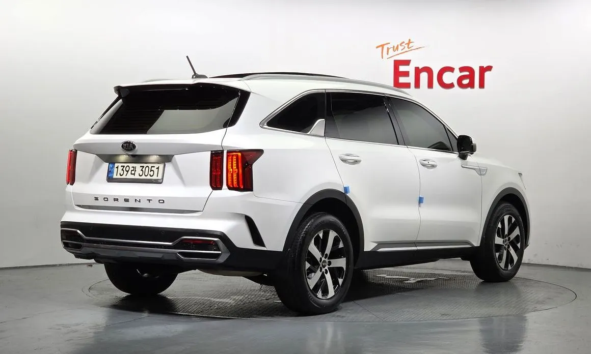 Kia Sorento — фото 3