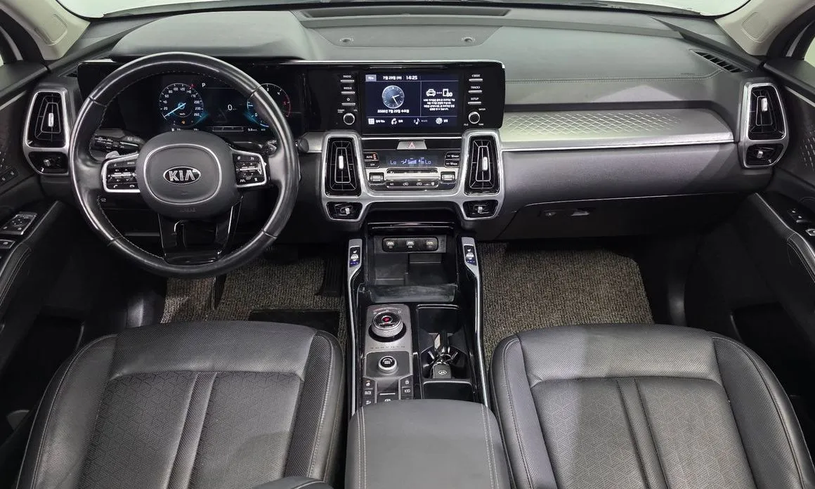 Kia Sorento — фото 6
