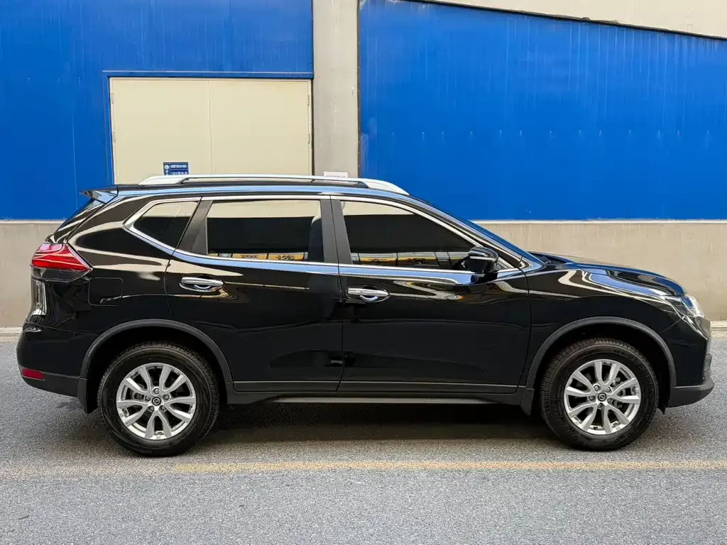 Nissan X-Trail — фото 2
