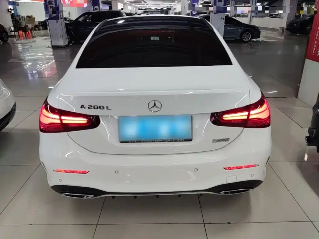 Mercedes-Benz A-Class — фото 10