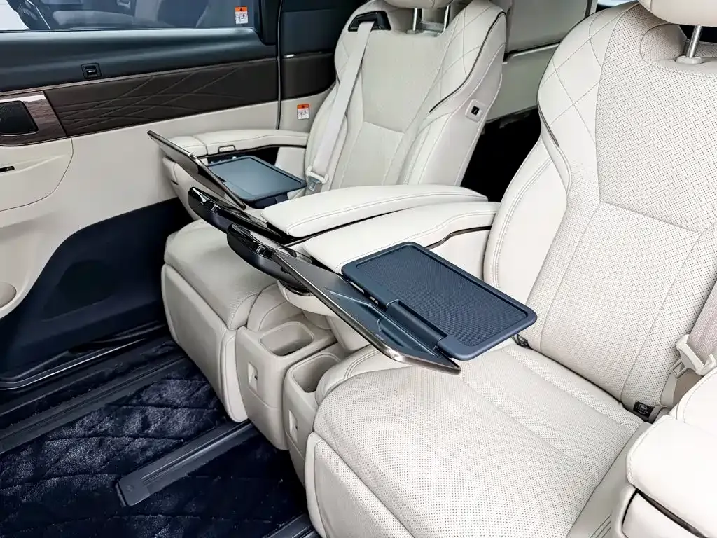 Toyota Vellfire — фото 9