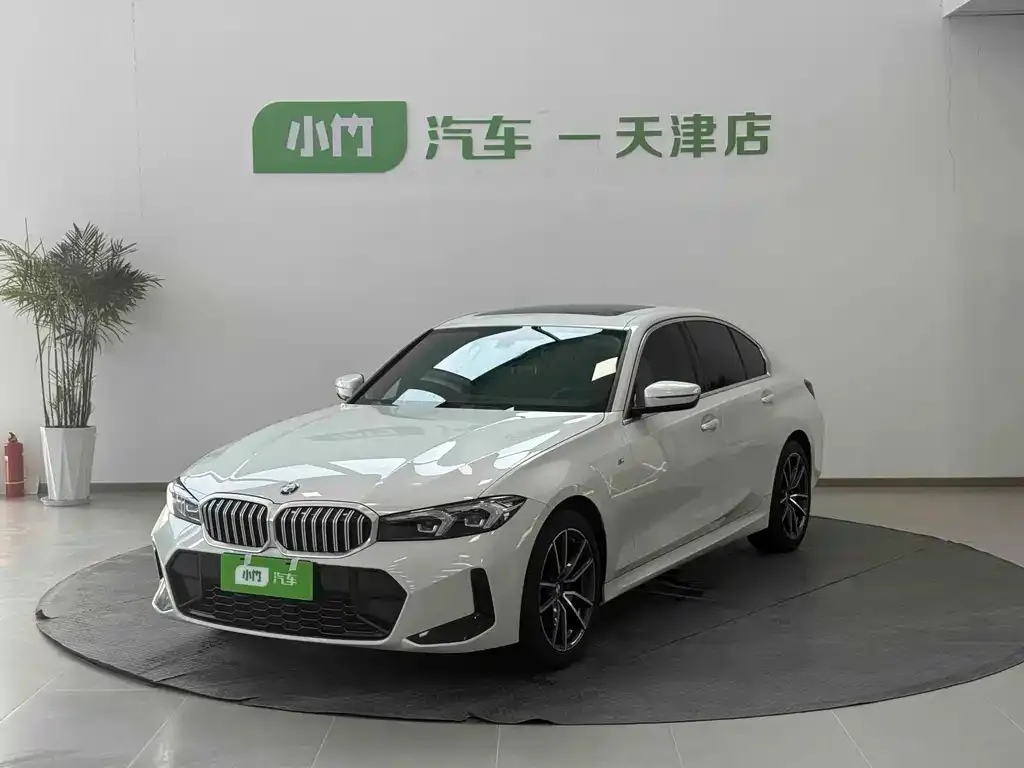 BMW 3 Series — фото 1