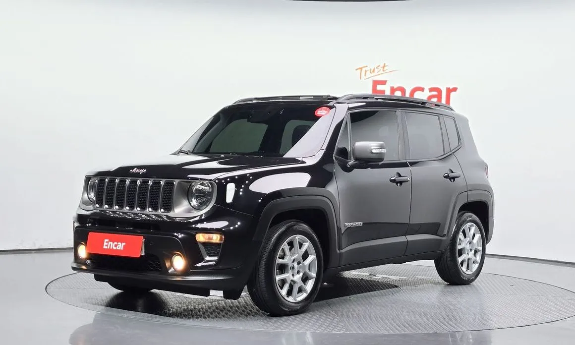 Jeep Renegade — фото 1