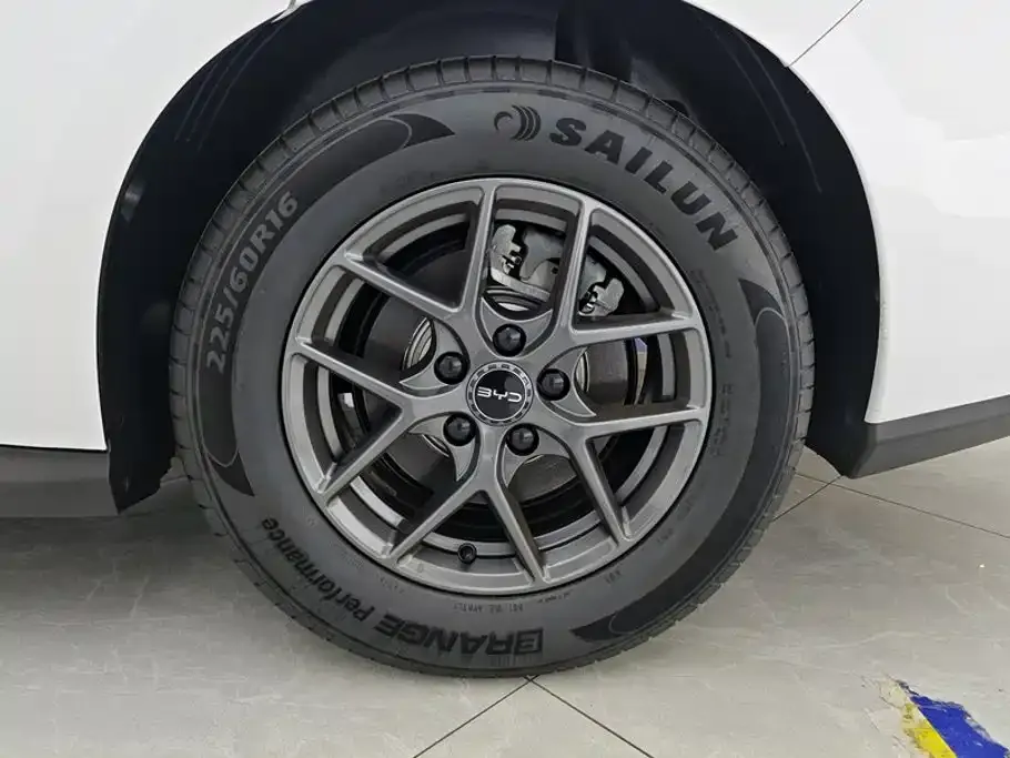BYD Seal 06 — фото 9