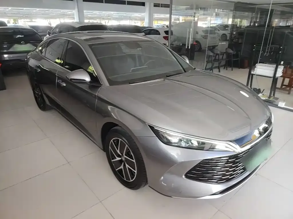 BYD Qin L — фото 10