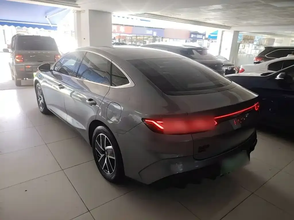 BYD Qin L — фото 3
