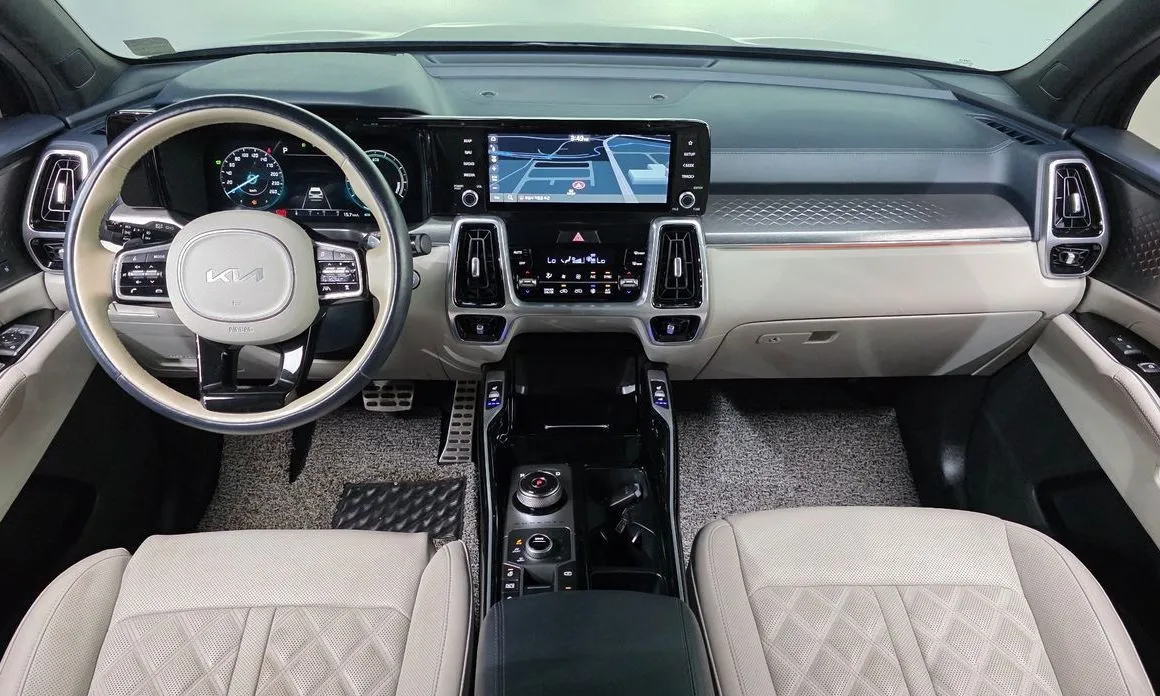Kia Sorento — фото 10