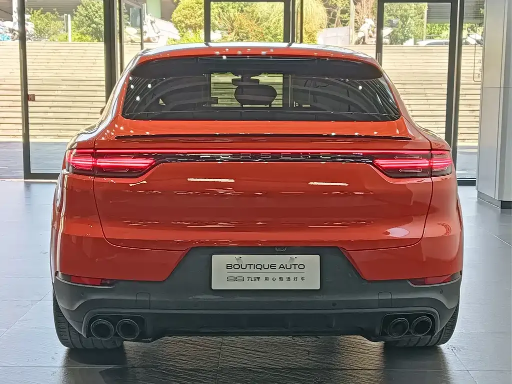 Porsche Cayenne — фото 7