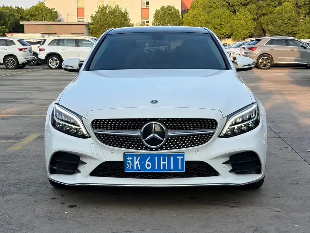 Mercedes-Benz C-Class — фото 1