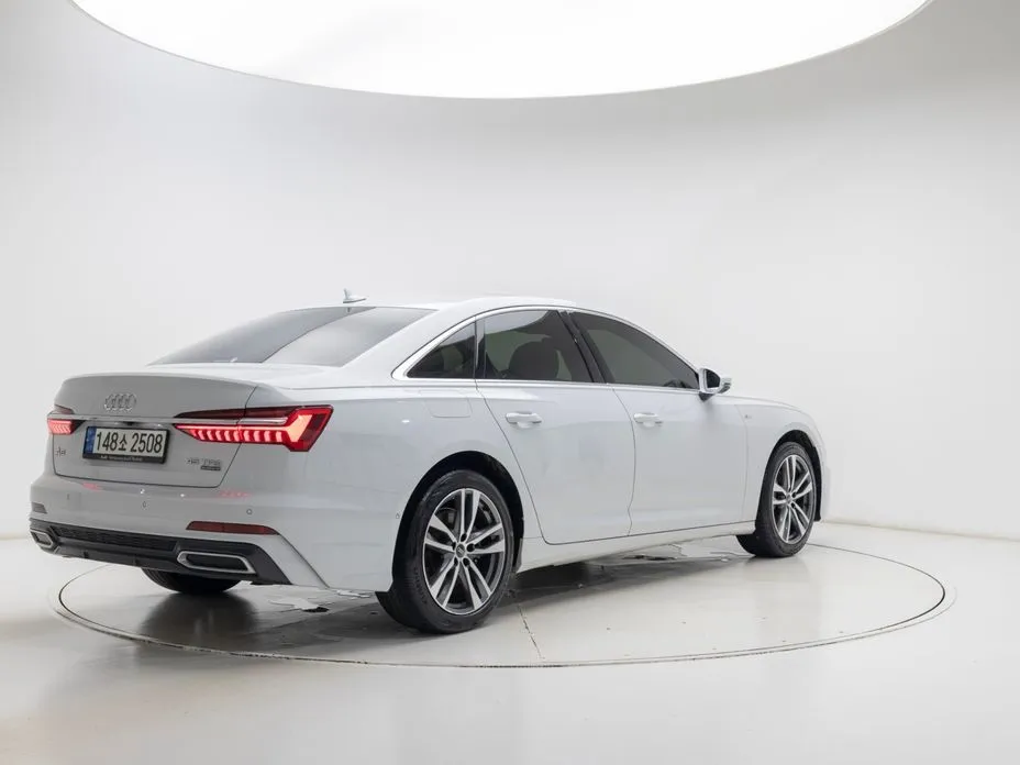 Audi A6 — фото 5