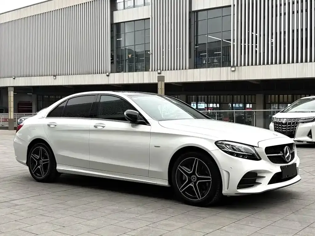 Mercedes-Benz C-Class — фото 7