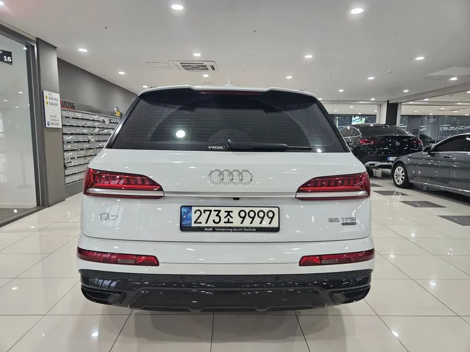 Audi Q7 — фото 5