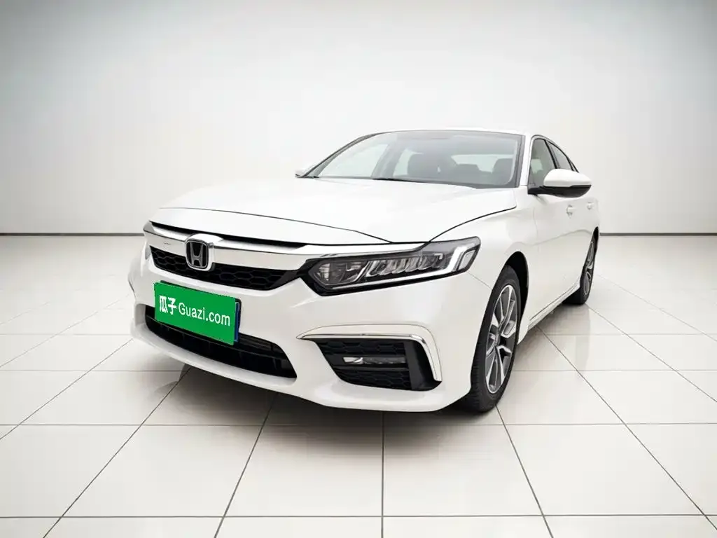 Honda Inspire — фото 1