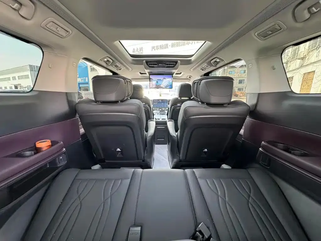 GAC Motor Trumpchi M8 — фото 2