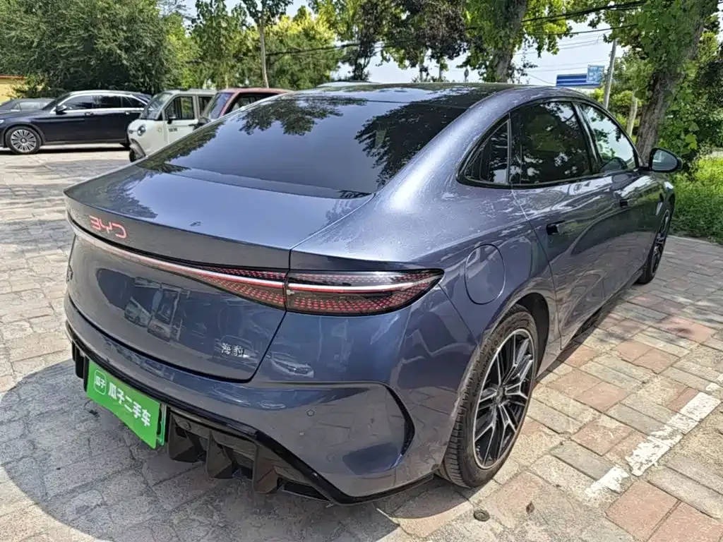BYD Seal — фото 5