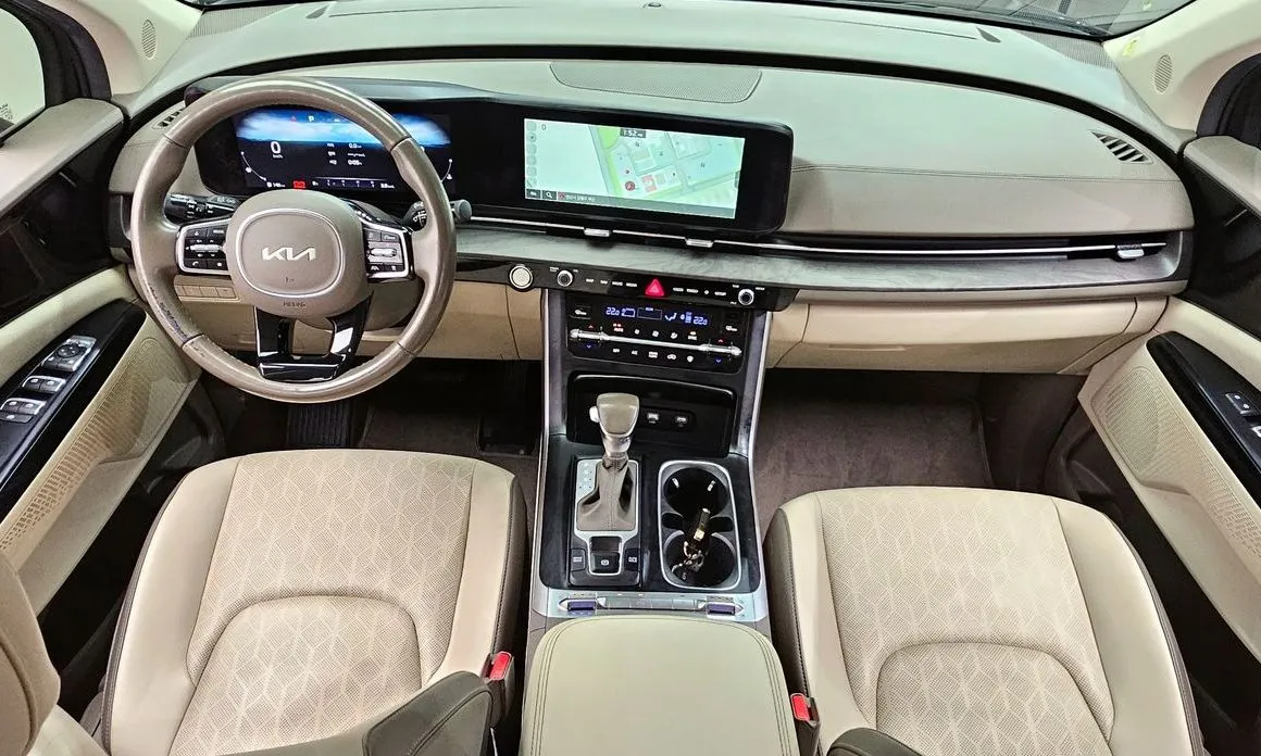 Kia Carnival — фото 6