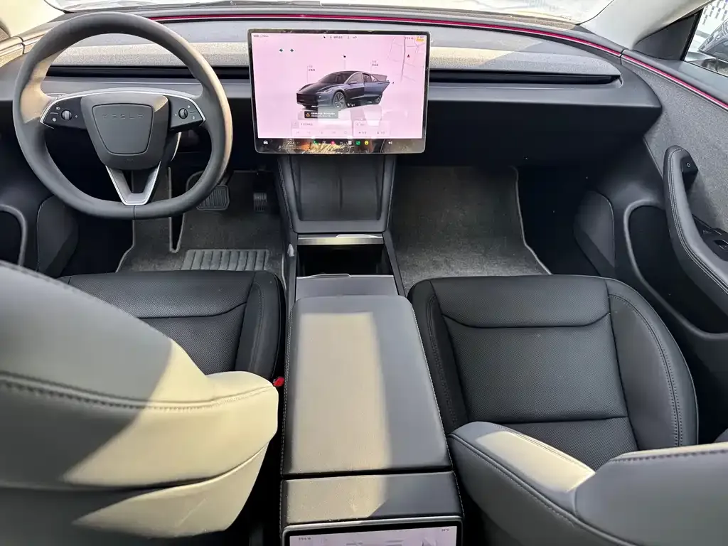 Tesla Model 3 — фото 10