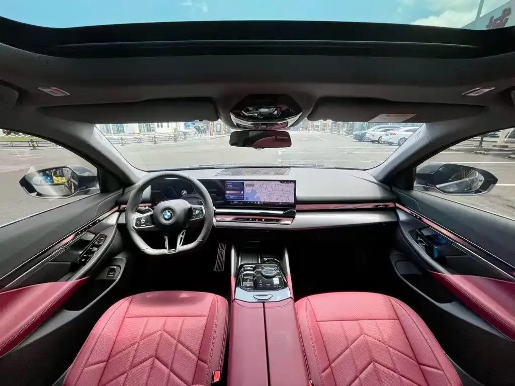 BMW 5 Series — фото 3