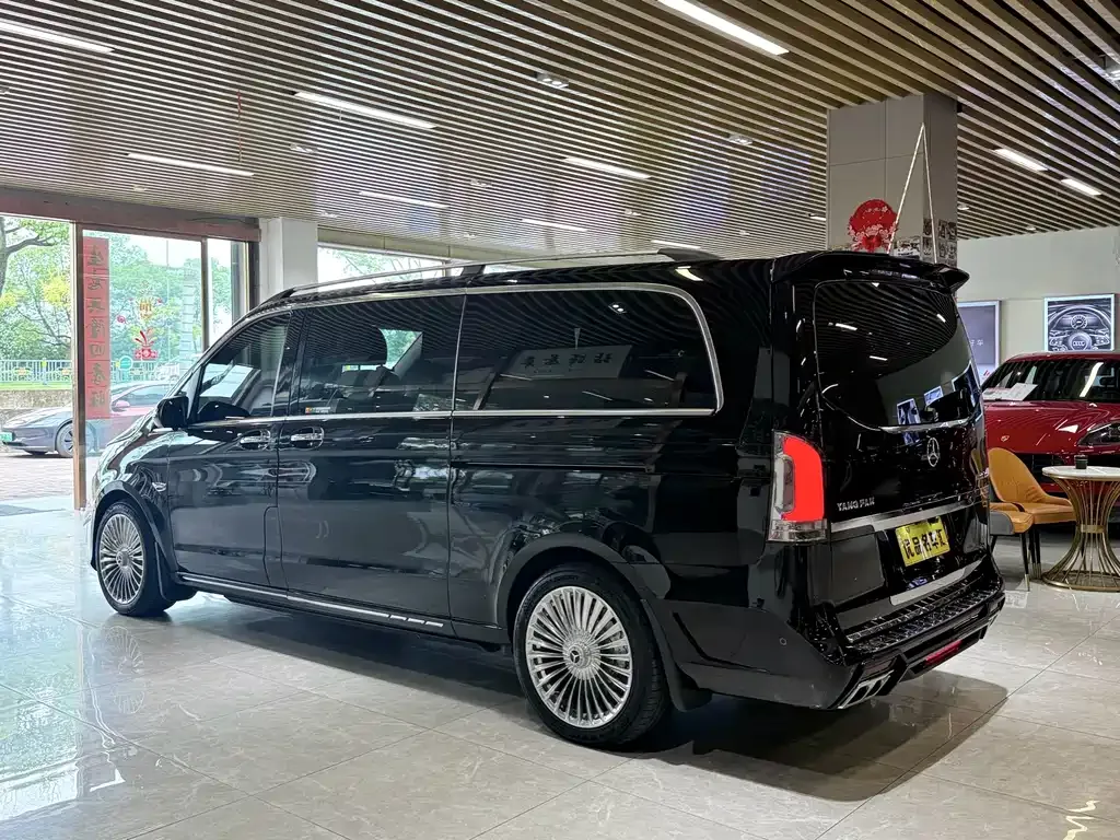 Mercedes-Benz Vito — фото 10