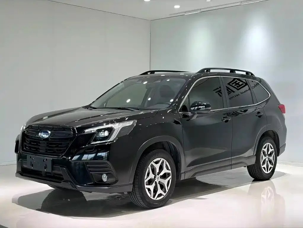 Subaru Forester — фото 1