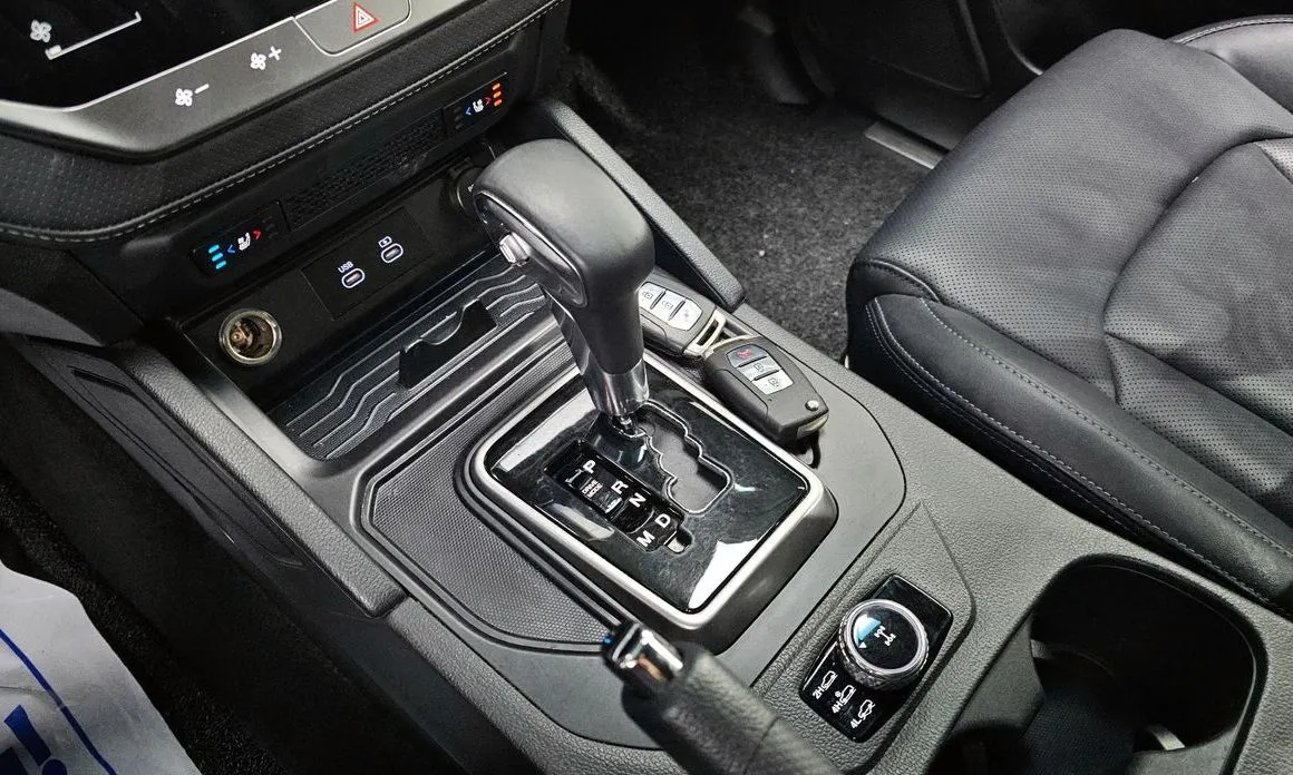 KG Mobility (Ssangyong) Rexton — фото 4