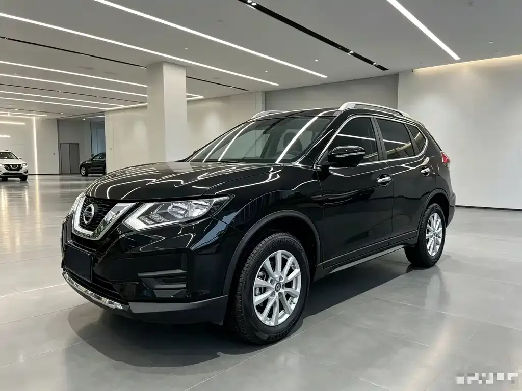 Nissan X-Trail — фото 1