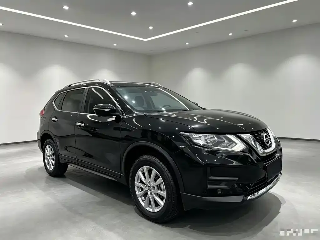 Nissan X-Trail — фото 2