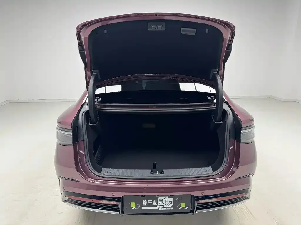 BYD Seal 07 DM-i — фото 7
