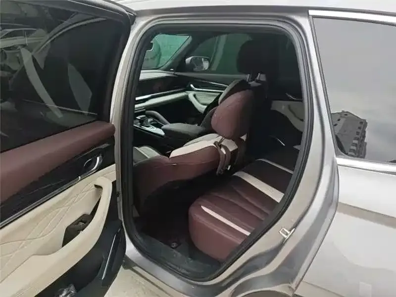 Geely Xingyue L — фото 3