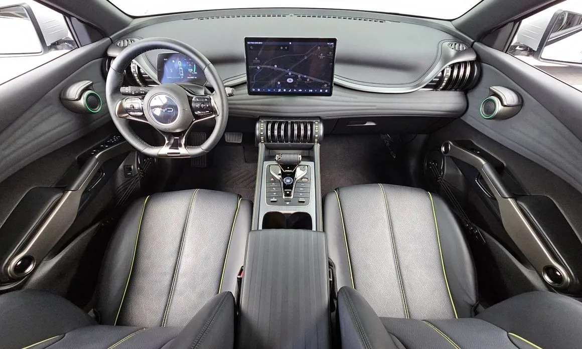 BYD Atto 3 — фото 10