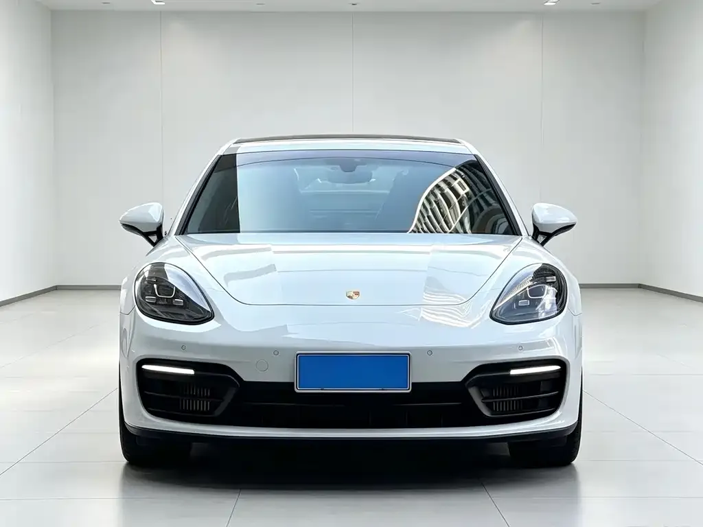 Porsche Panamera — фото 3