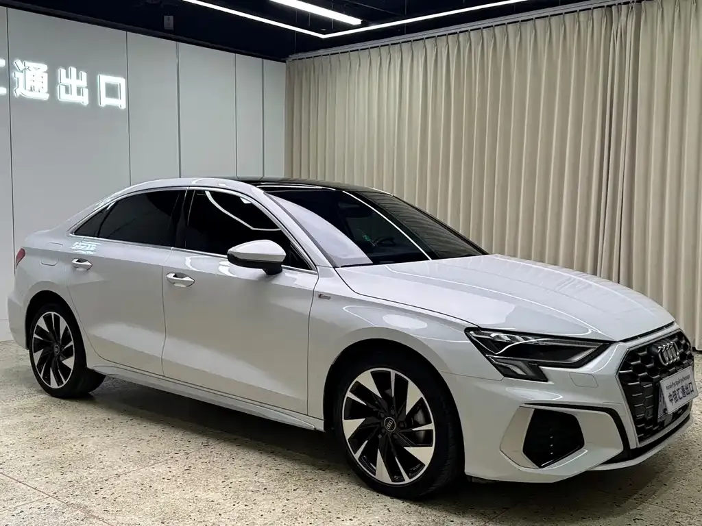 Audi A3 — фото 9
