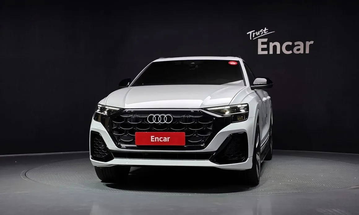 Audi Q8 — фото 3