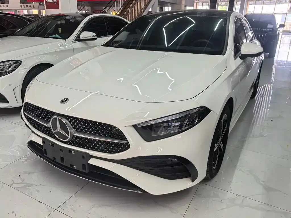 Mercedes-Benz A-Class — фото 1
