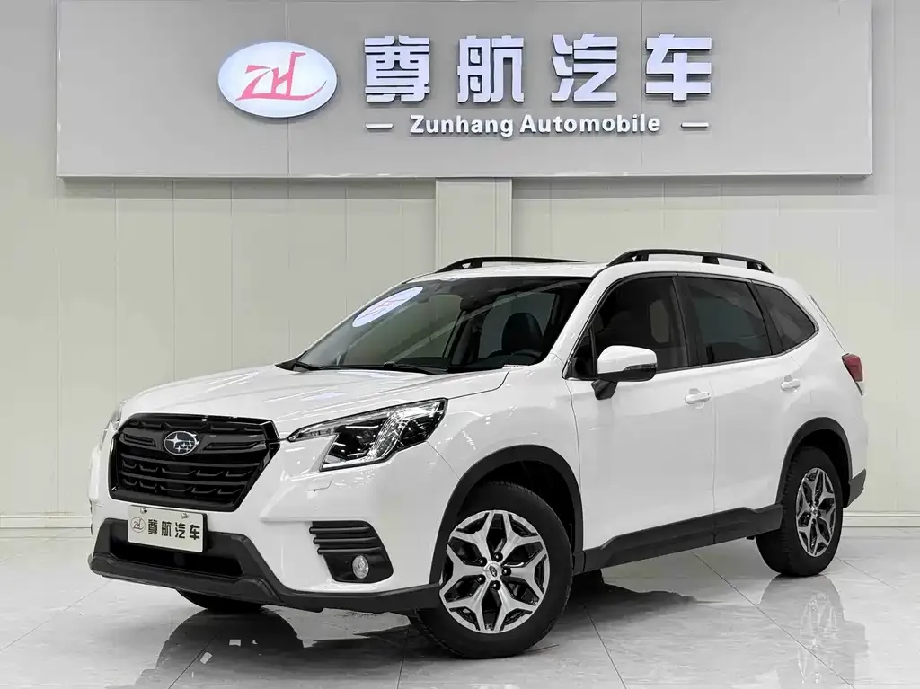 Subaru Forester — фото 1