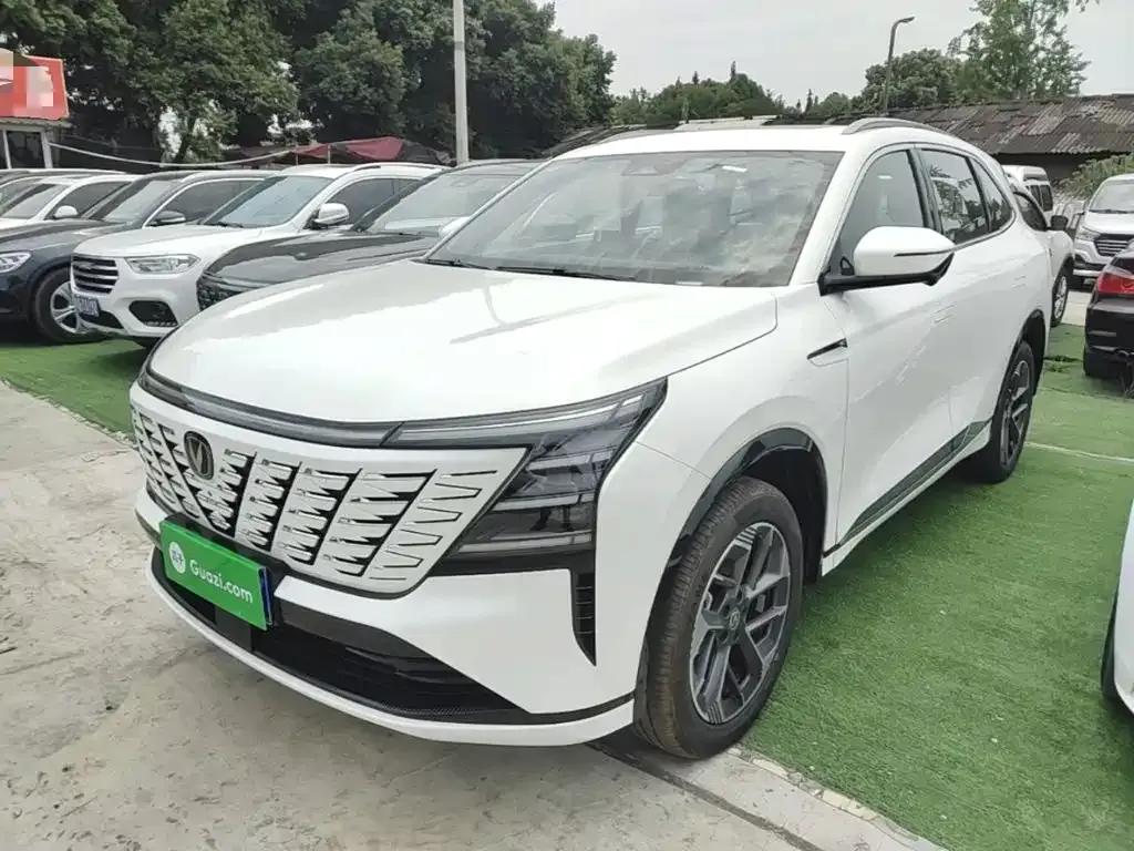 Changan CS75PLUS — фото 6