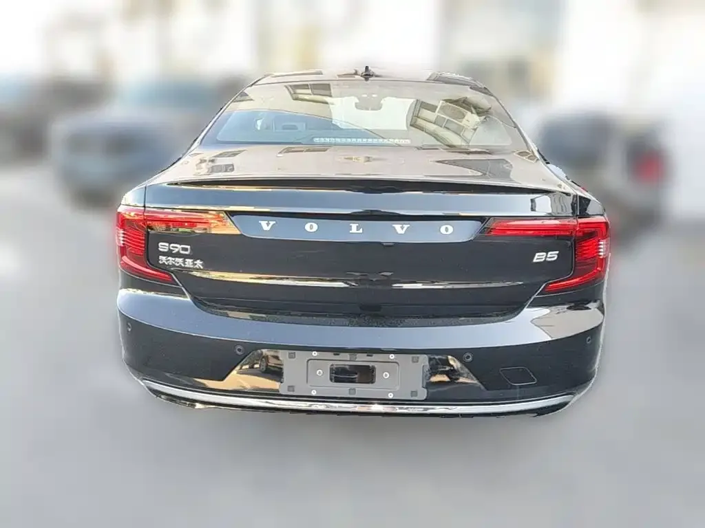Volvo S90 — фото 4