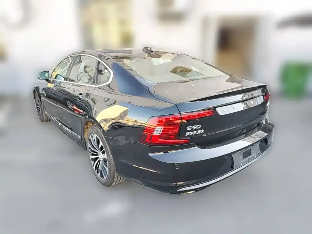 Volvo S90 — фото 7