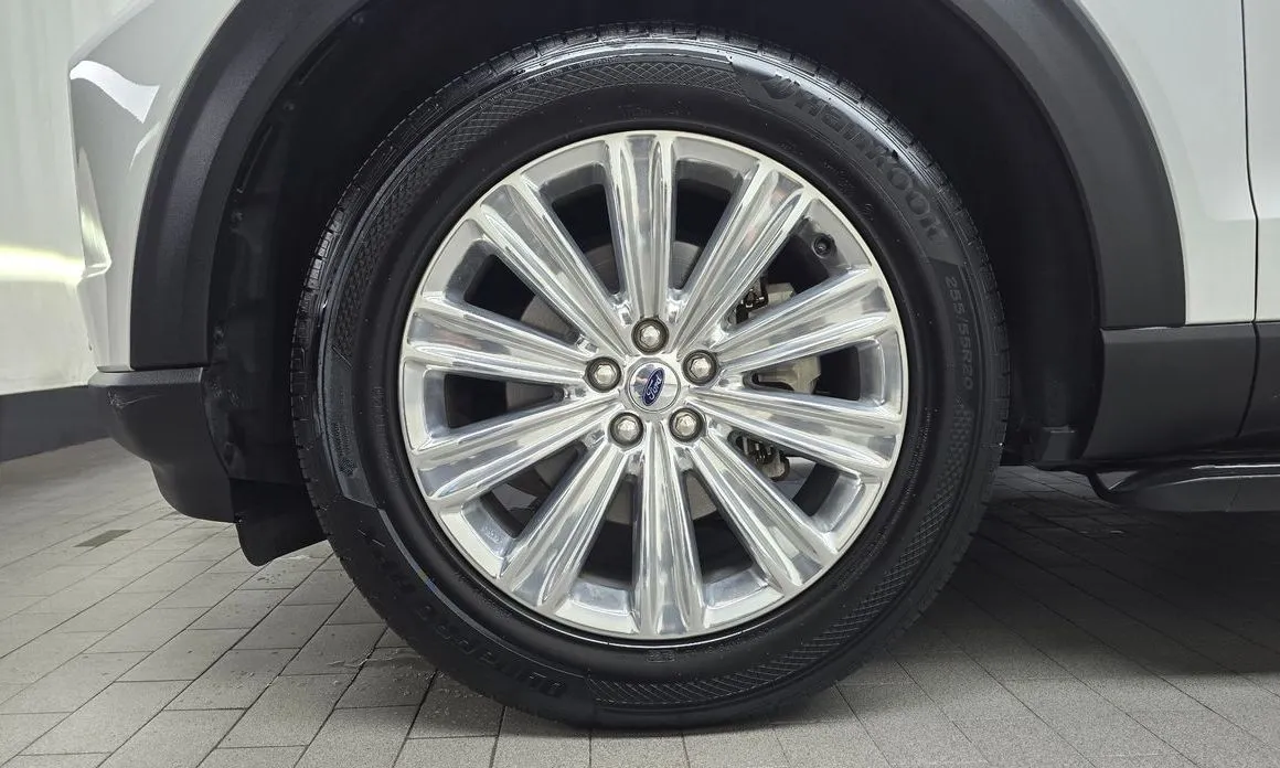 Ford Explorer — фото 9