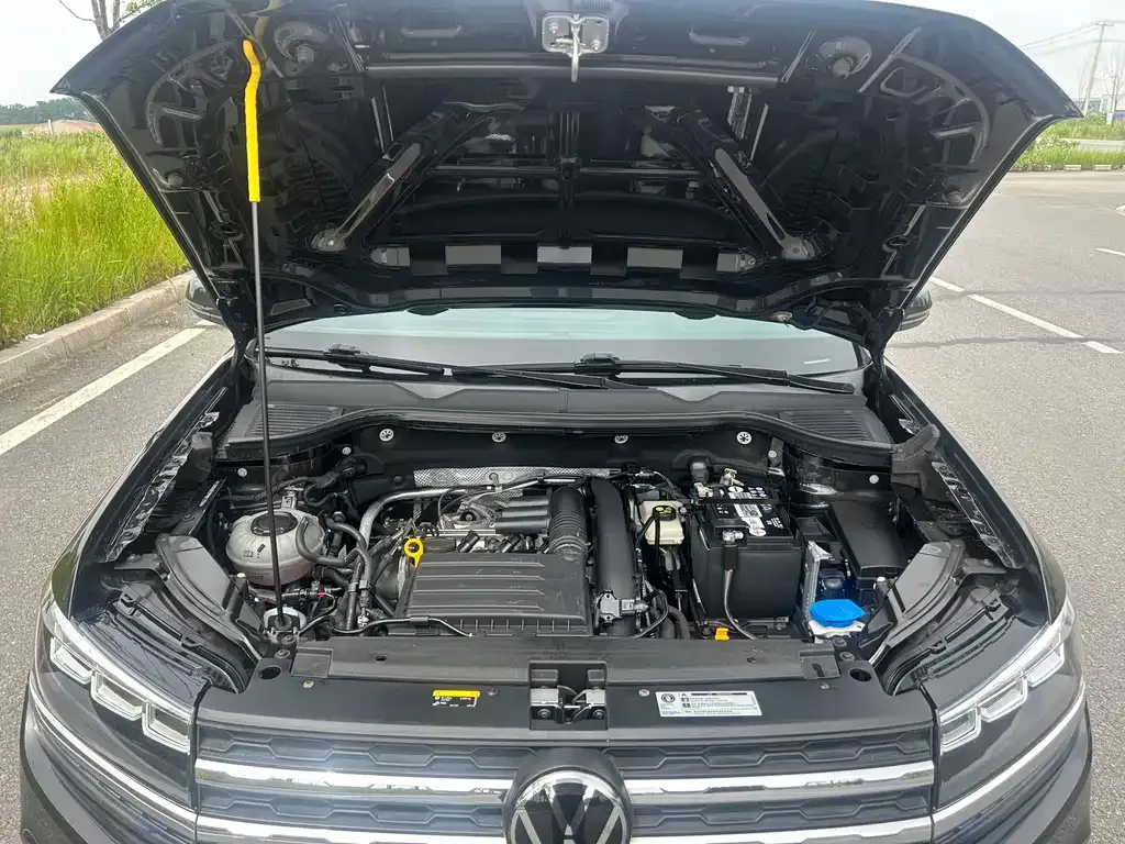 Volkswagen Tharu — фото 9