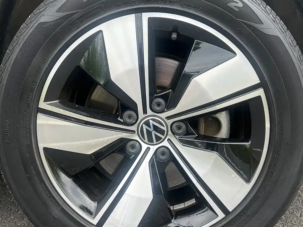 Volkswagen Tharu — фото 2