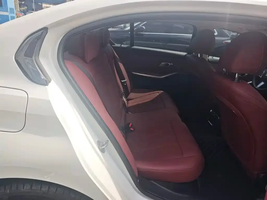 BMW 3 Series — фото 10
