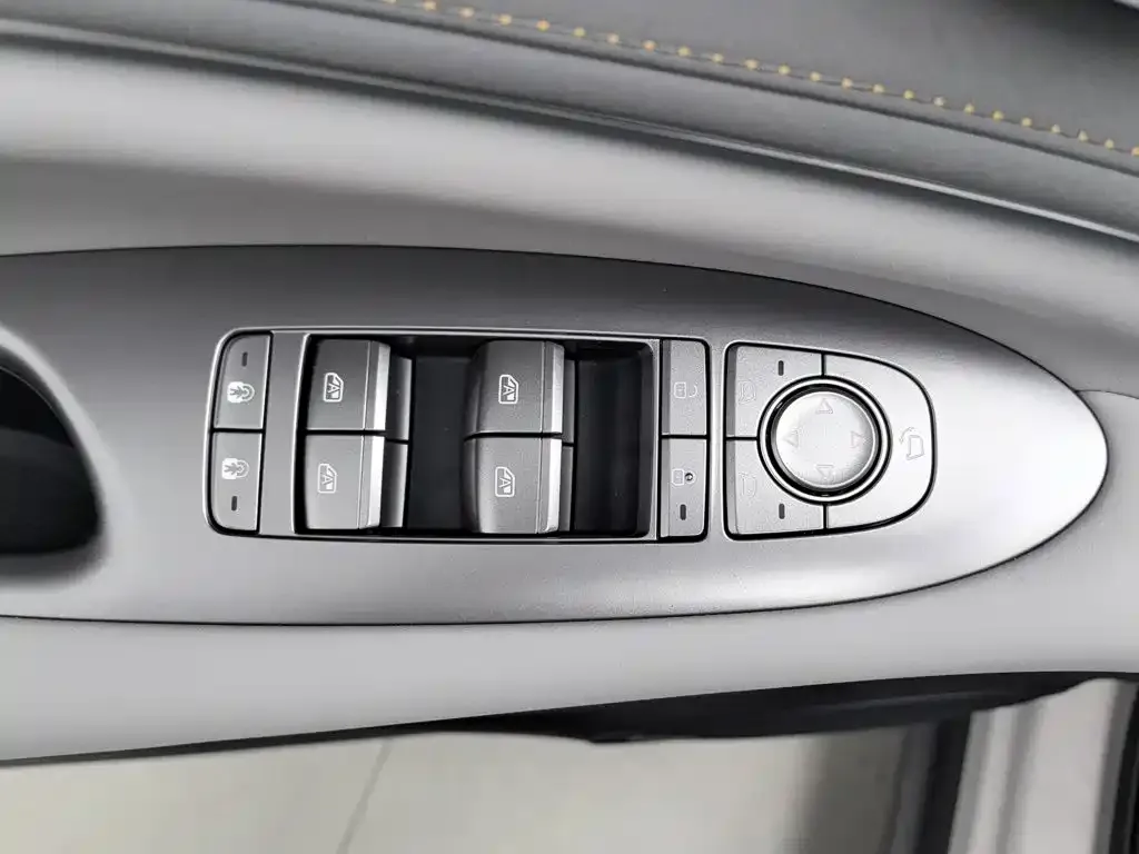 BYD Hiace 06 — фото 10